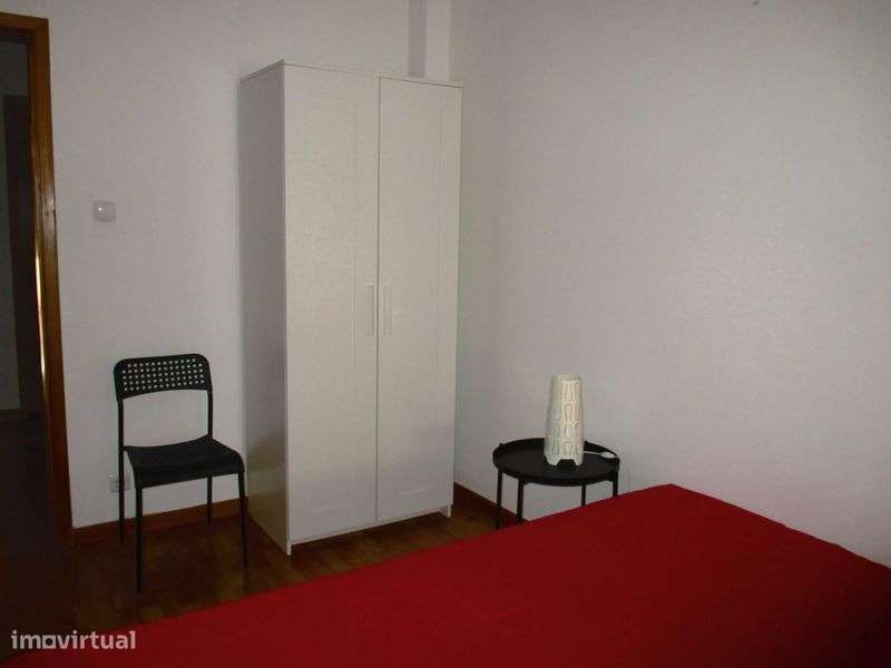 Apartamento T3 em São Miguel das Encostas - Grande imagem: 5/12