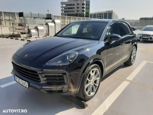 Porsche Cayenne - 1