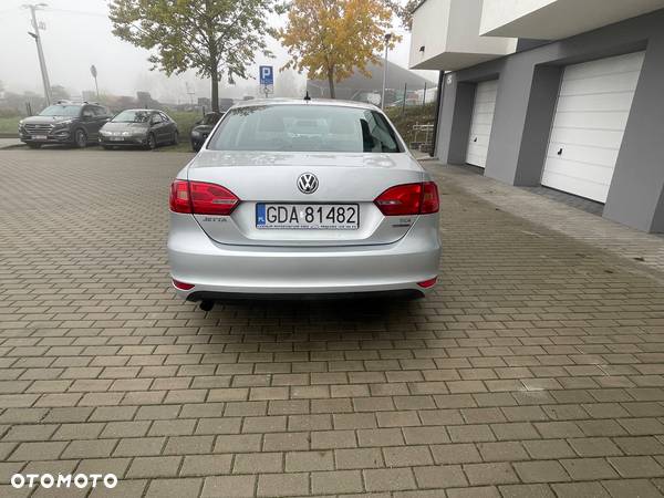 Volkswagen Jetta 1.6 TDI DPF Comfortline DSG - 15