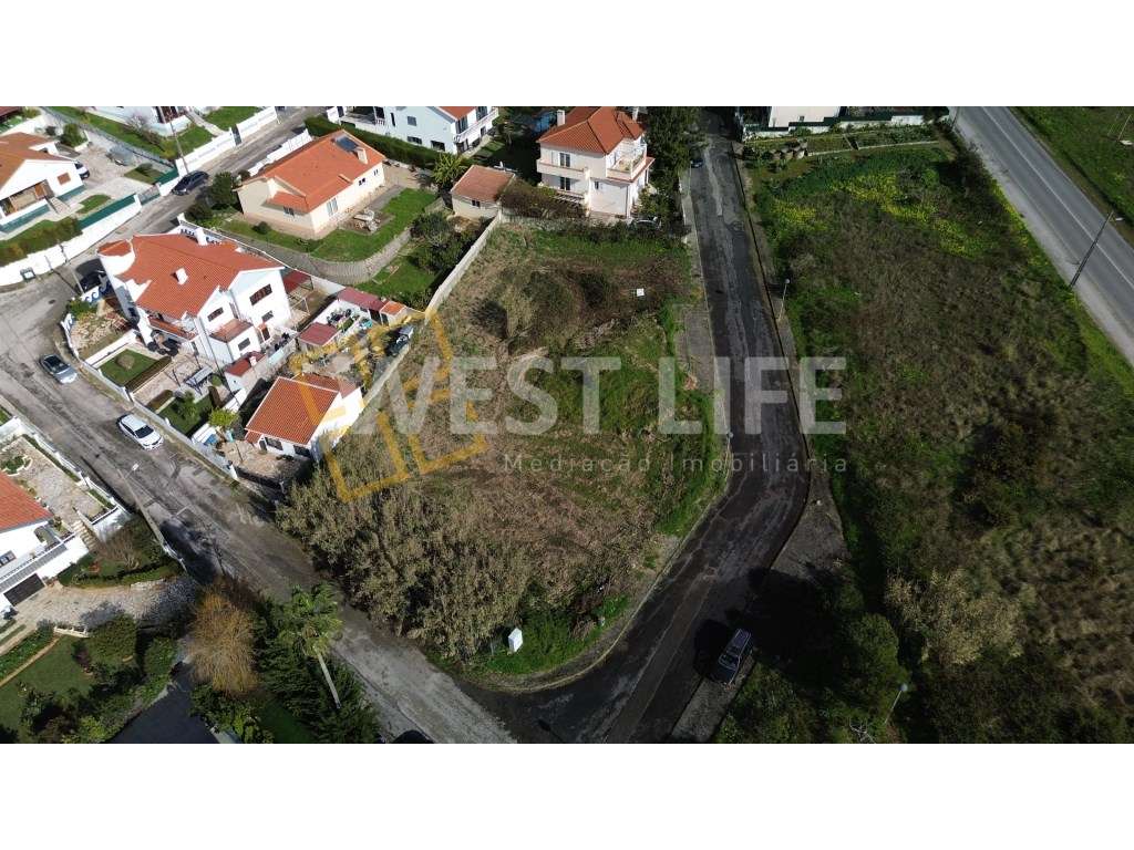 Terreno urbano de 431m2 para construção de moradia em Ericeira-11