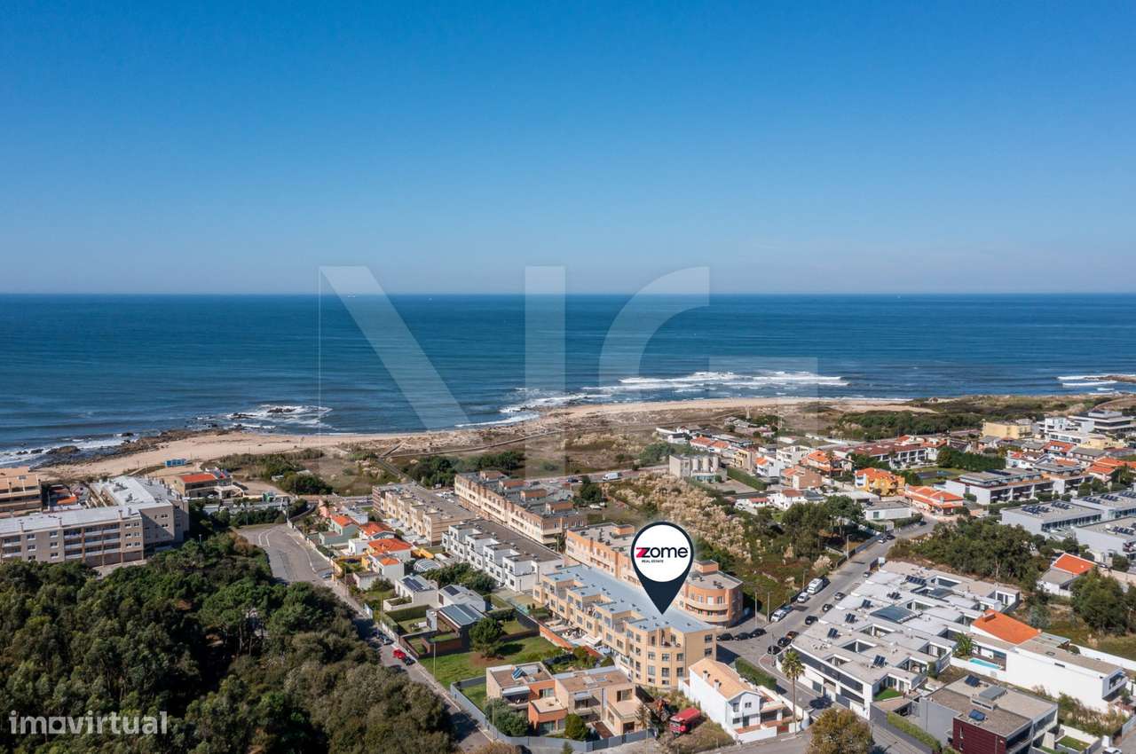 T3 Duplex com Terraço, Vistas Mar e Garagem Fechada na Madalena - Gaia-39