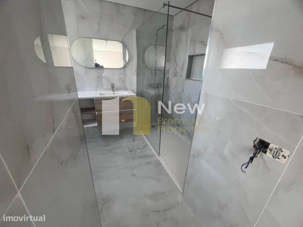 Moradia Nova T3+1 com Piscina em Alcochete.-13