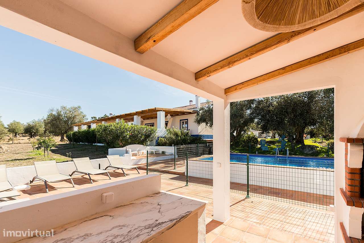 Quinta de charme T5 com piscina e 7 000 m² — vistas para o Castelo de-57