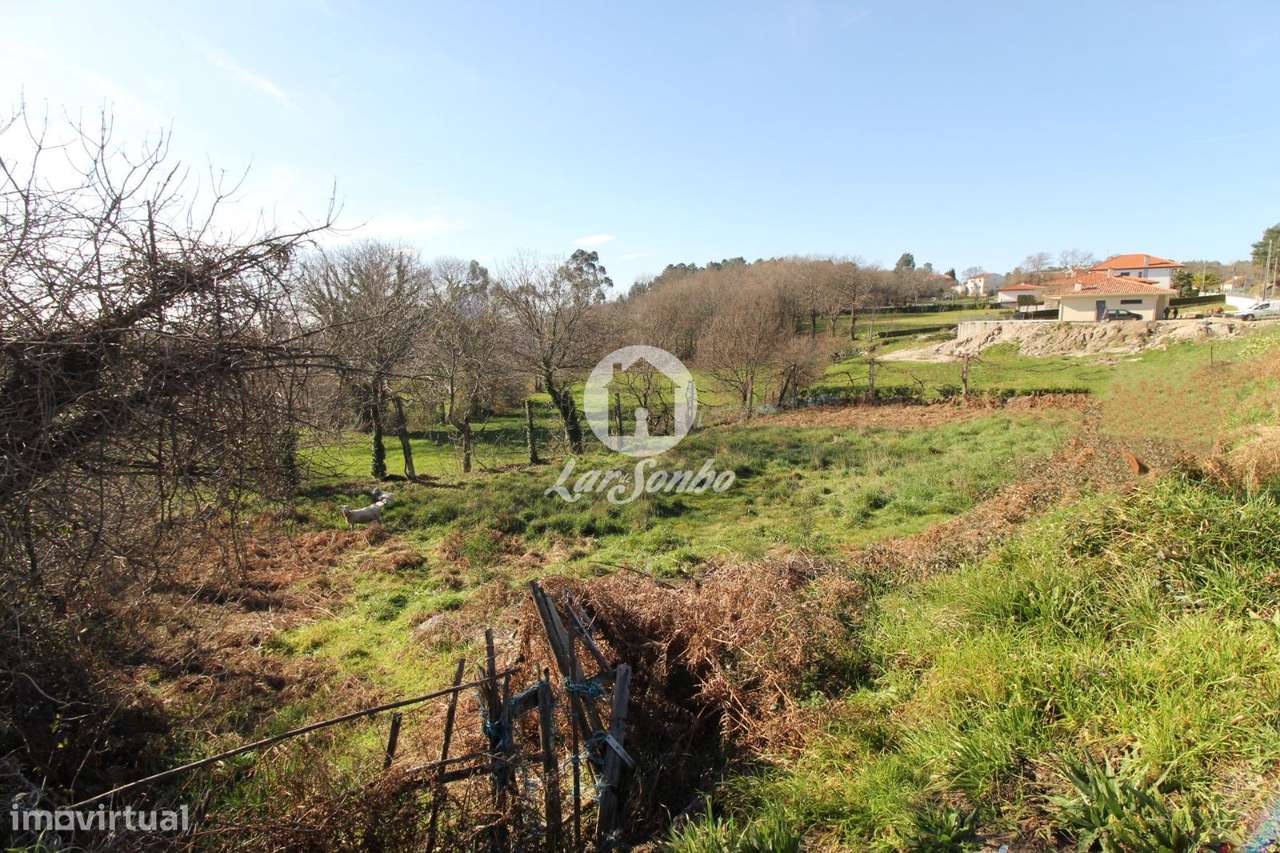 Terreno  com Projeto para 2 Moradias Geminadas  900 m² - Grande imagem: 3/5