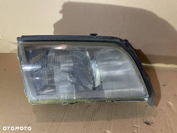 Lampa reflektor prawa przod mercedes c w202 - 1