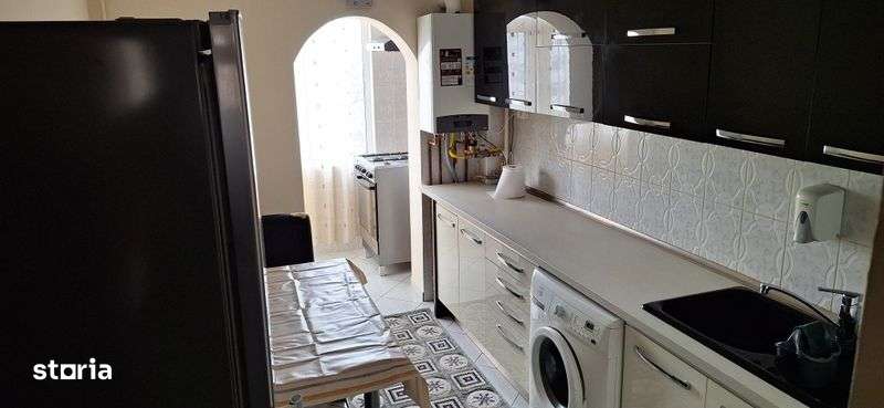 Închiriez apartament 3 camere 4/4 mobilat - Imagine principală: 4/6