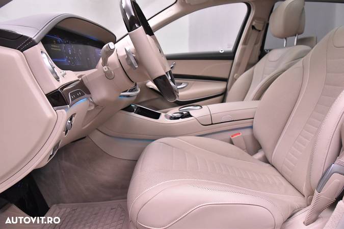 Mercedes-Benz S Maybach 560 4Matic 9G-TRONIC - 24