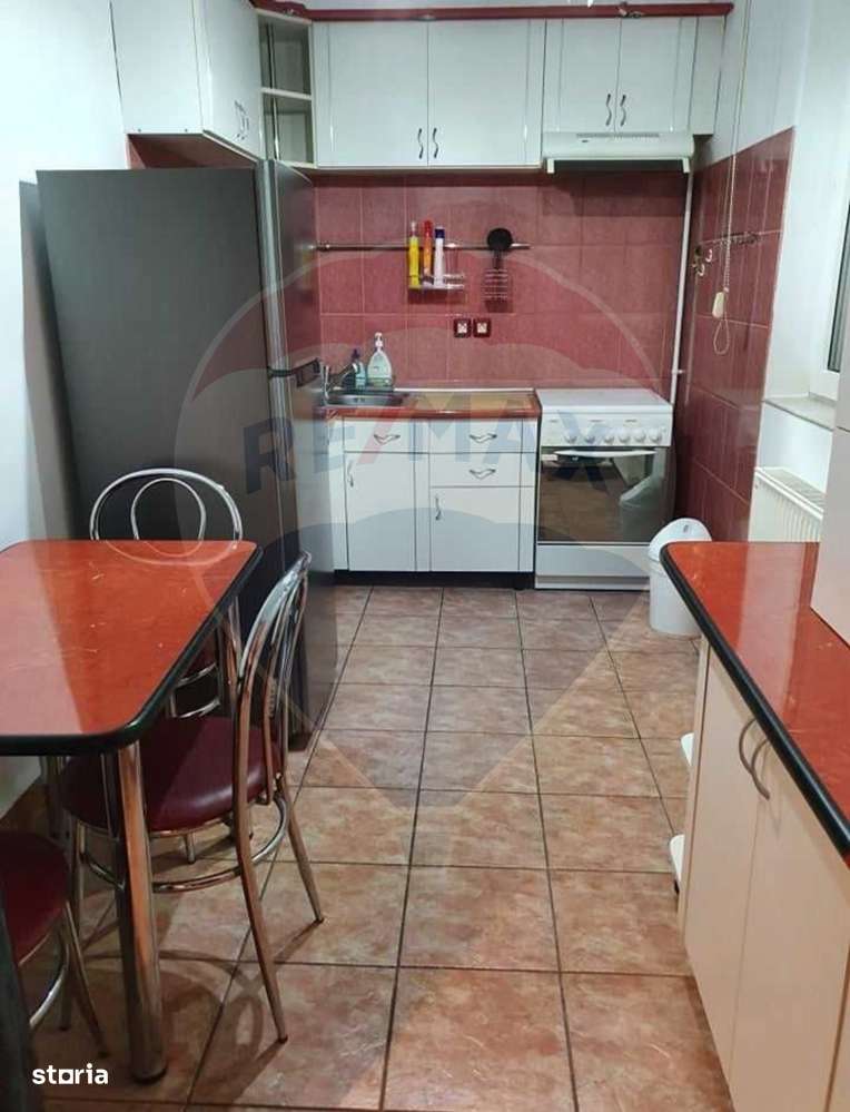 Casă cu 3 camere de inchiriat,  zona Centrala - Imagine principală: 2/5