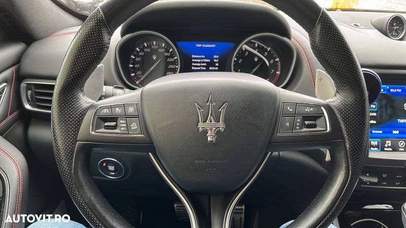 Maserati Levante S Q4 GranSport - 9