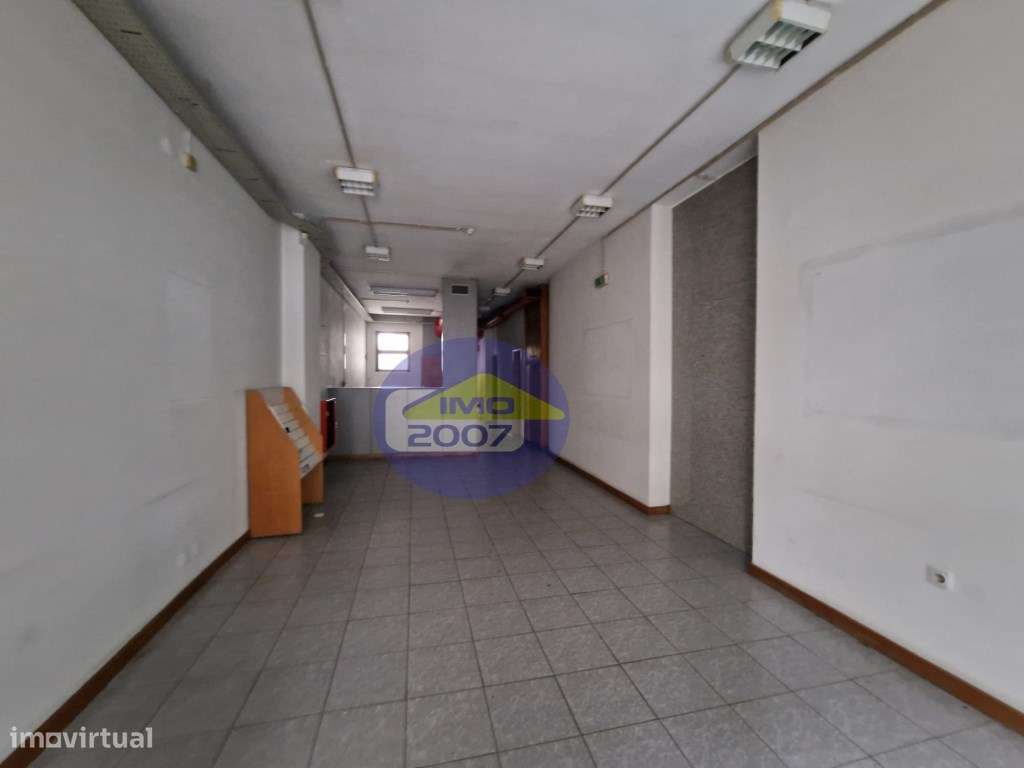 Lojas no centro do Porto - Grande imagem: 4/37