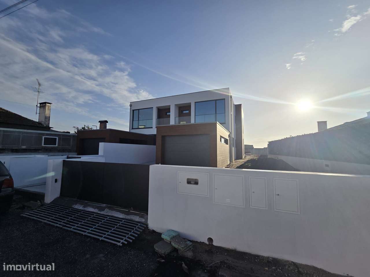 Moradia T4 em Aradas, a 1 km das Glicínias - Grande imagem: 2/27