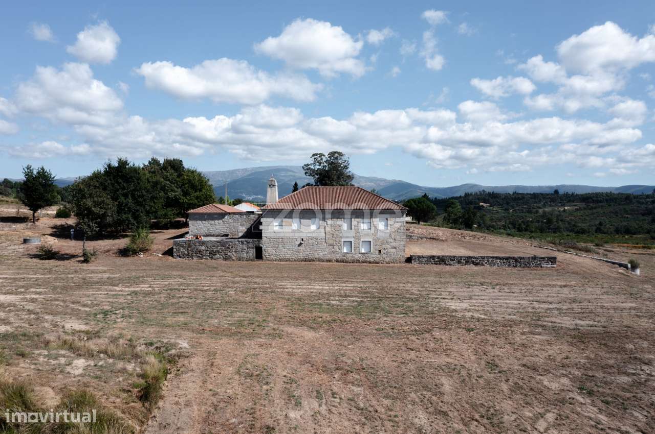 Propriedade Única no Norte de Portugal-Deslumbrante Quinta de 17 HA - Grande imagem: 5/40