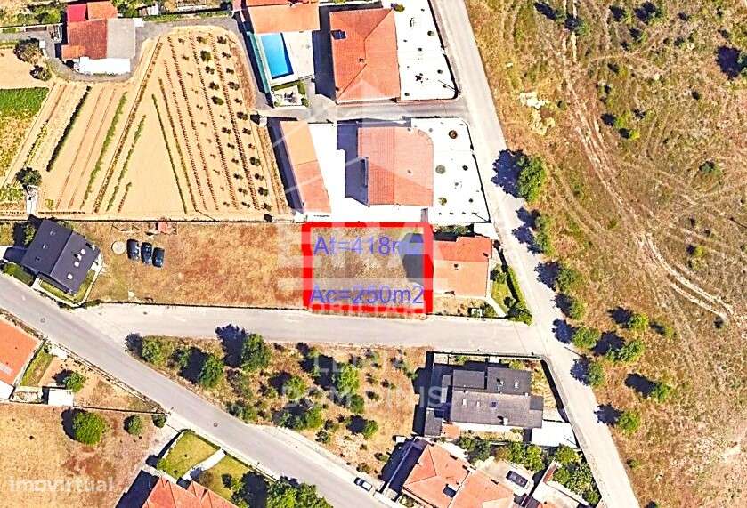Terreno urbano de 418m² em Leiria com acesso pavimentado - Grande imagem: 4/9