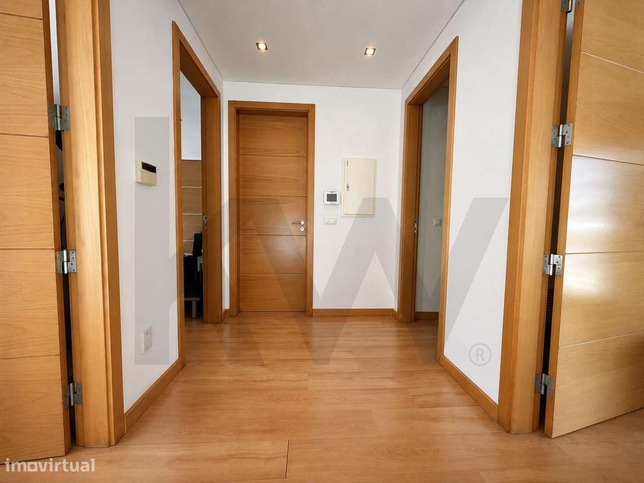 Moradia Isolada de Luxo, T5 com Piscina para a venda em Santo António-24
