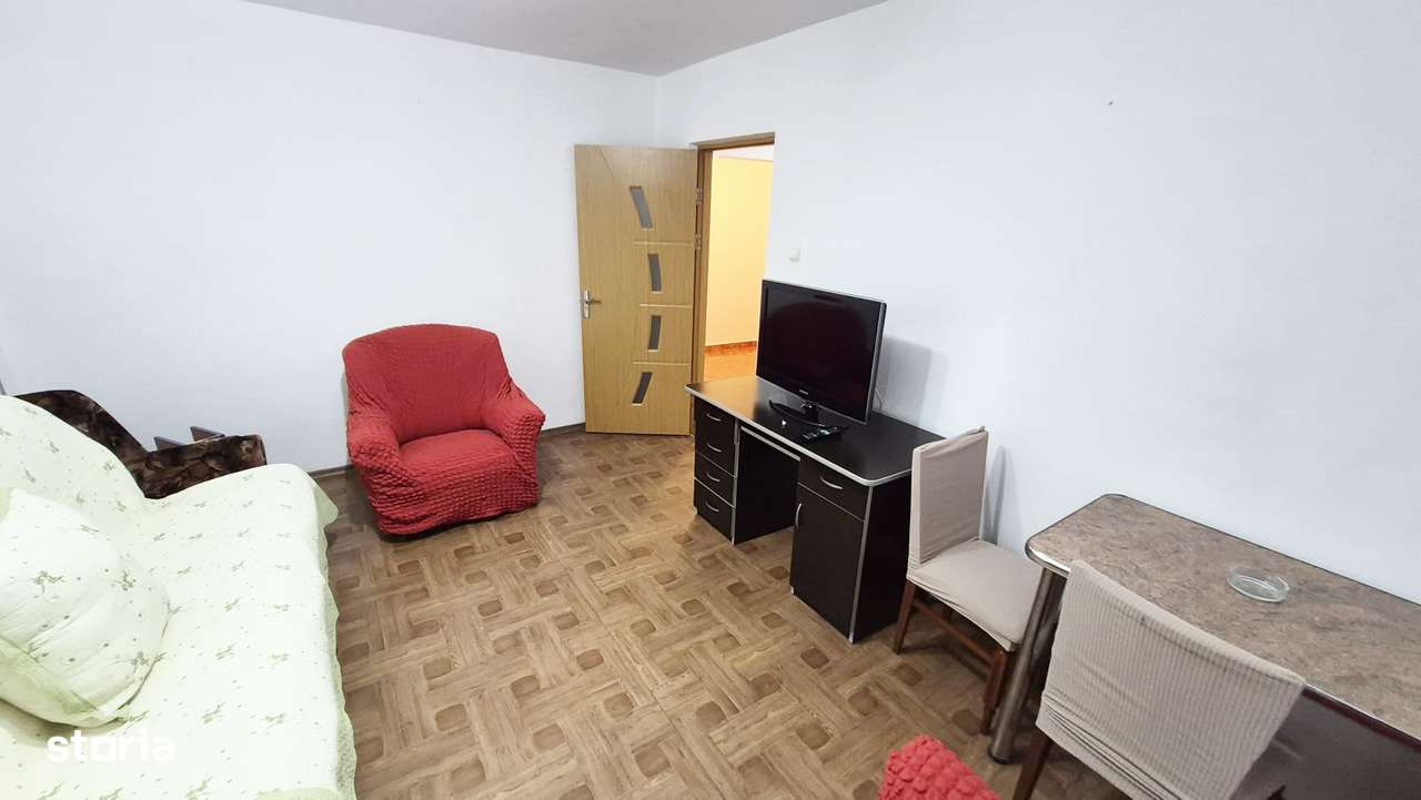 Garsoniera decomandata 38 mp - zona Inel II - 75.000 euro (Cod E5)-1