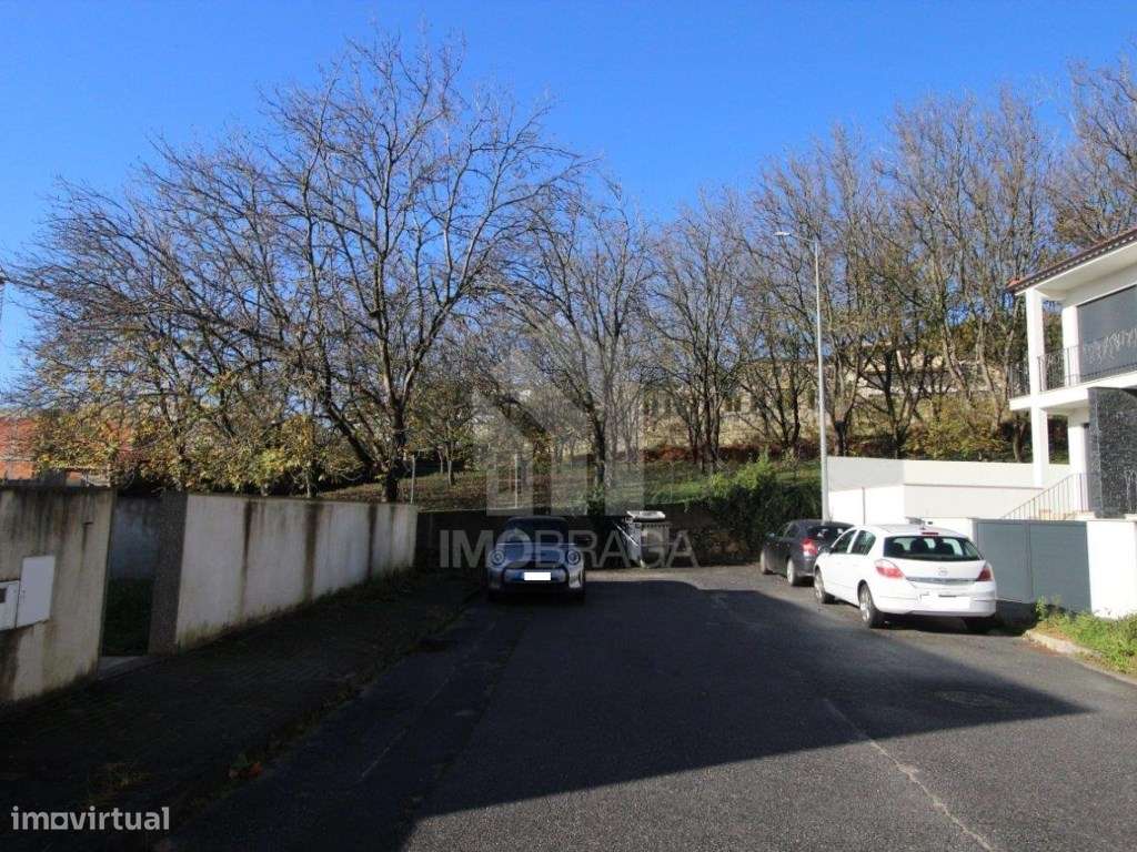 Venda de Terreno para Lotear, em Gualtar, Braga-18