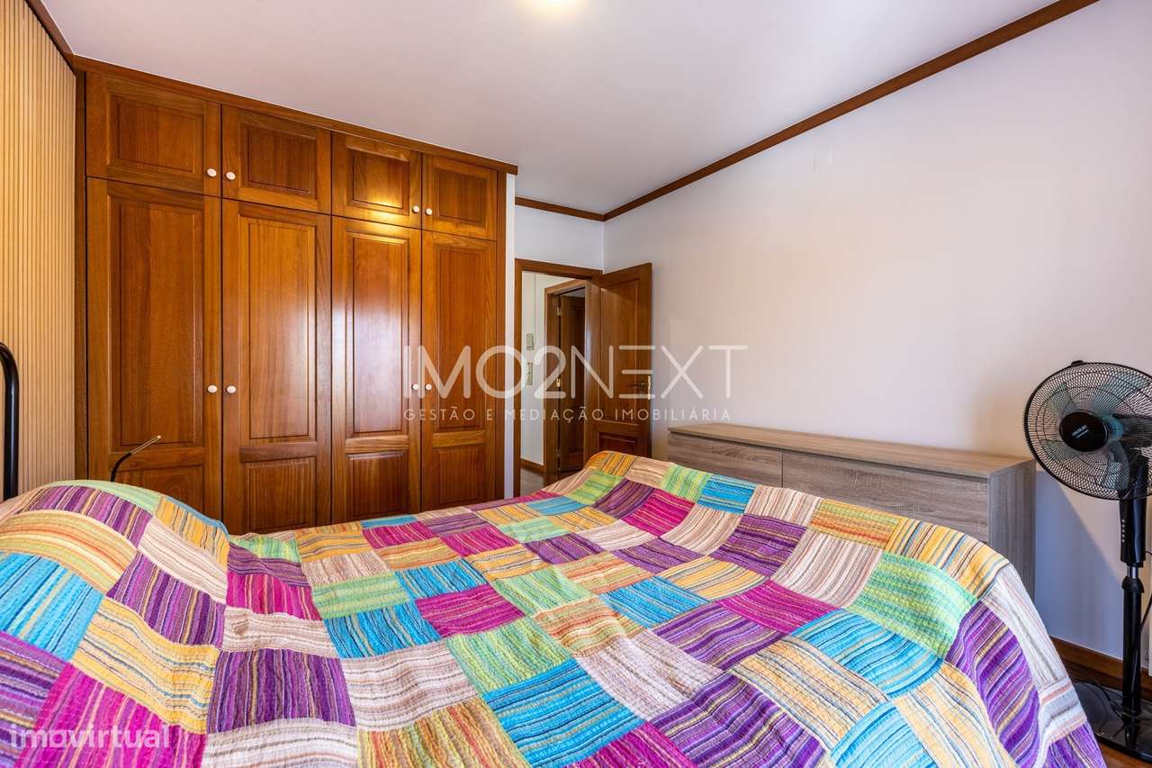 MORADIA T3 GEMINADA || CENTRO DA MARINHA GRANDE-17