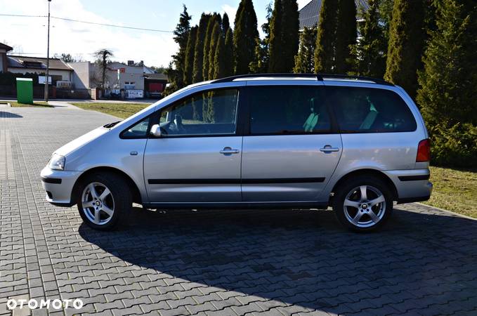 Seat Alhambra 2.0 TDI Reference - 16