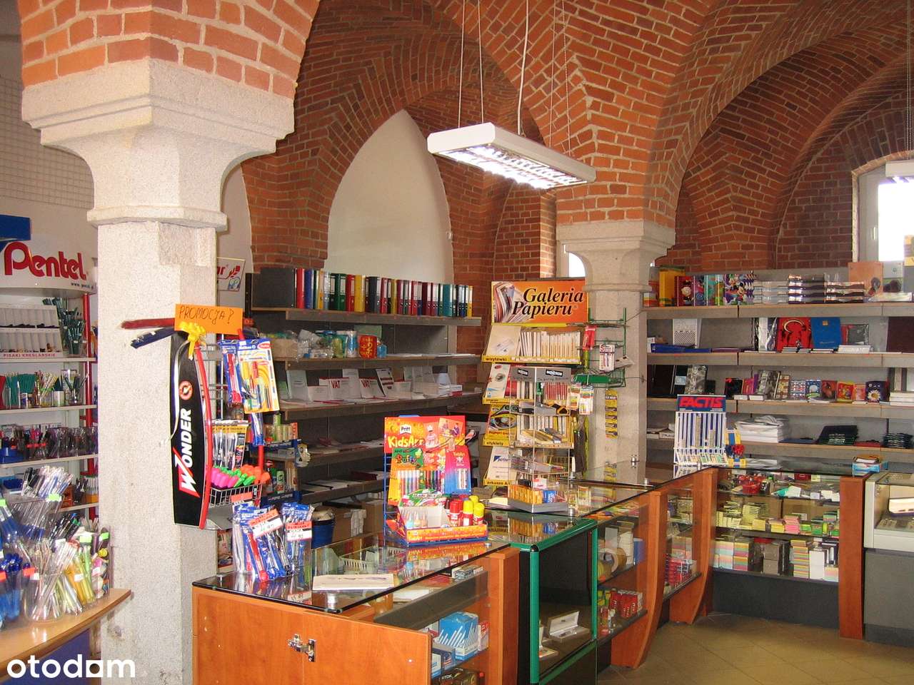 Wynajmę lokal z WITRYNĄ i PARKINGIEM przy ul Młyńskiej - 100m² - Pełny obrazek: 4/9