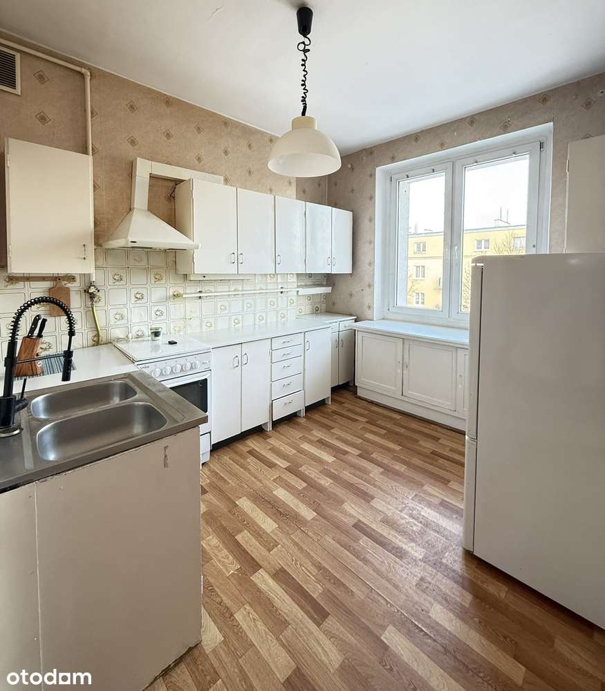 REZERWACJA Ogrody przy UAM. Balkon. Parking. CO miejskie *bez prowizji