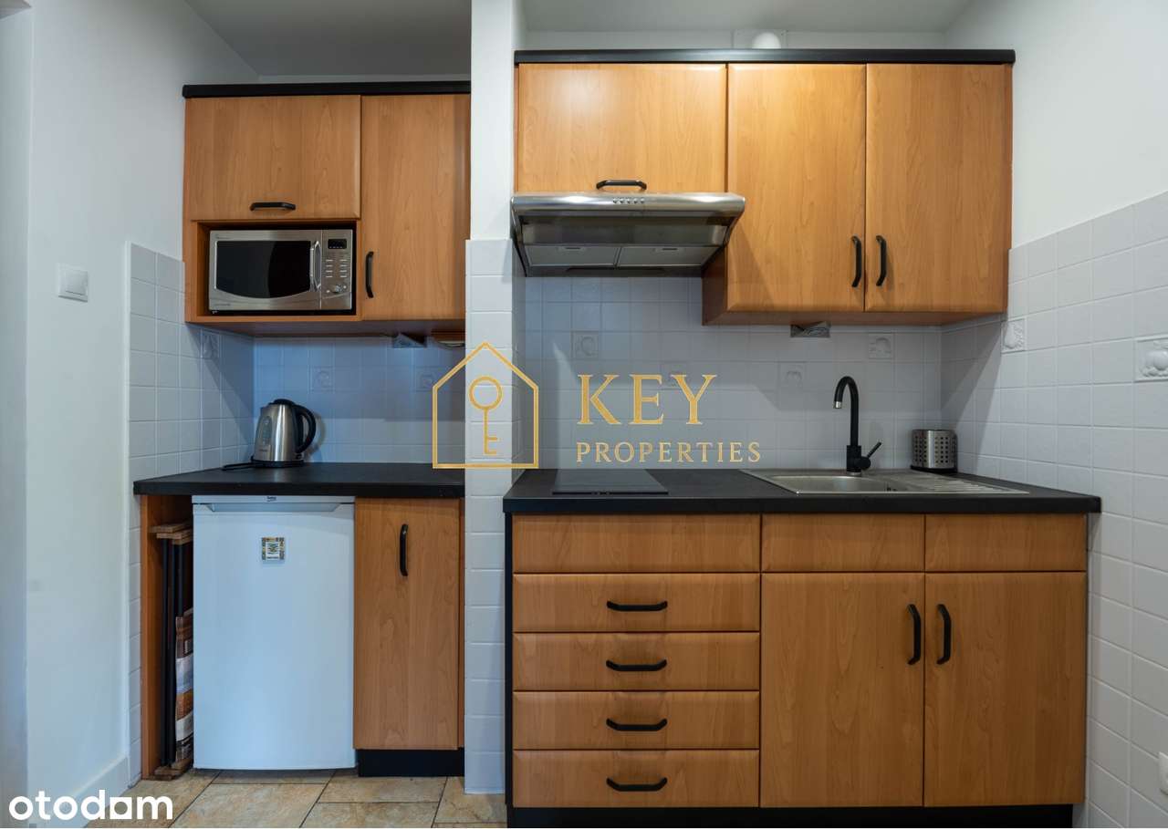 *REZERWACJA*Przytulna kawalerka w centrum-9