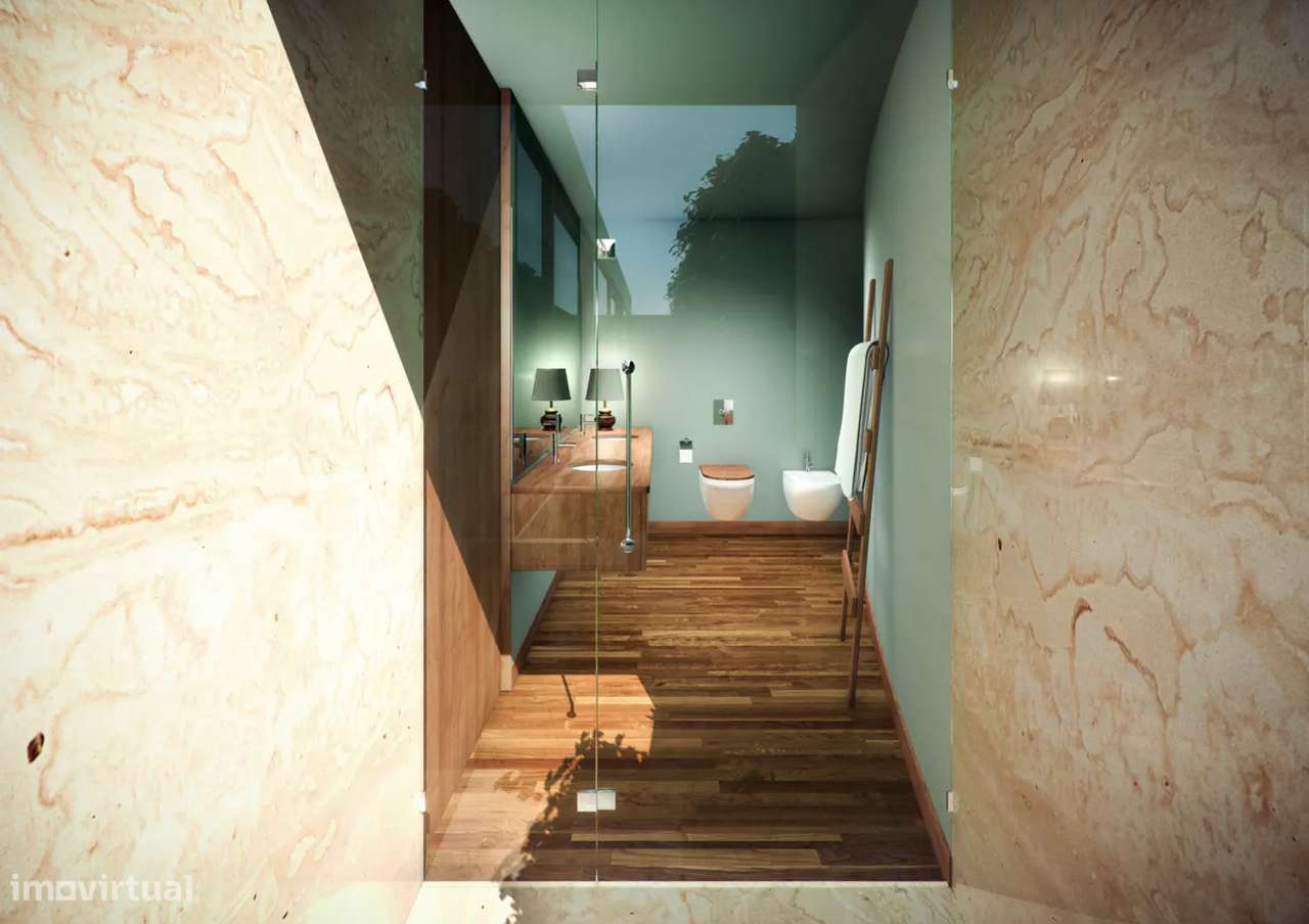 Moradia independente à venda na Foz Velha-3