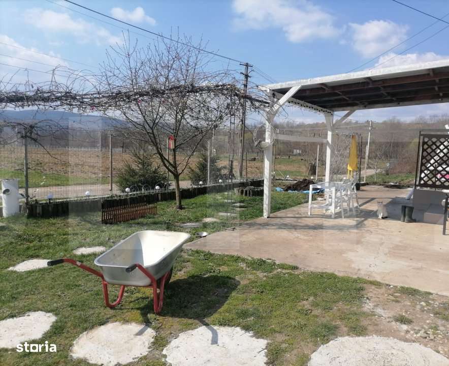 Blitz Arad va ofera spre vanzare casa superba in Loc. Varfurile Jud. A - Imagine principală: 2/13