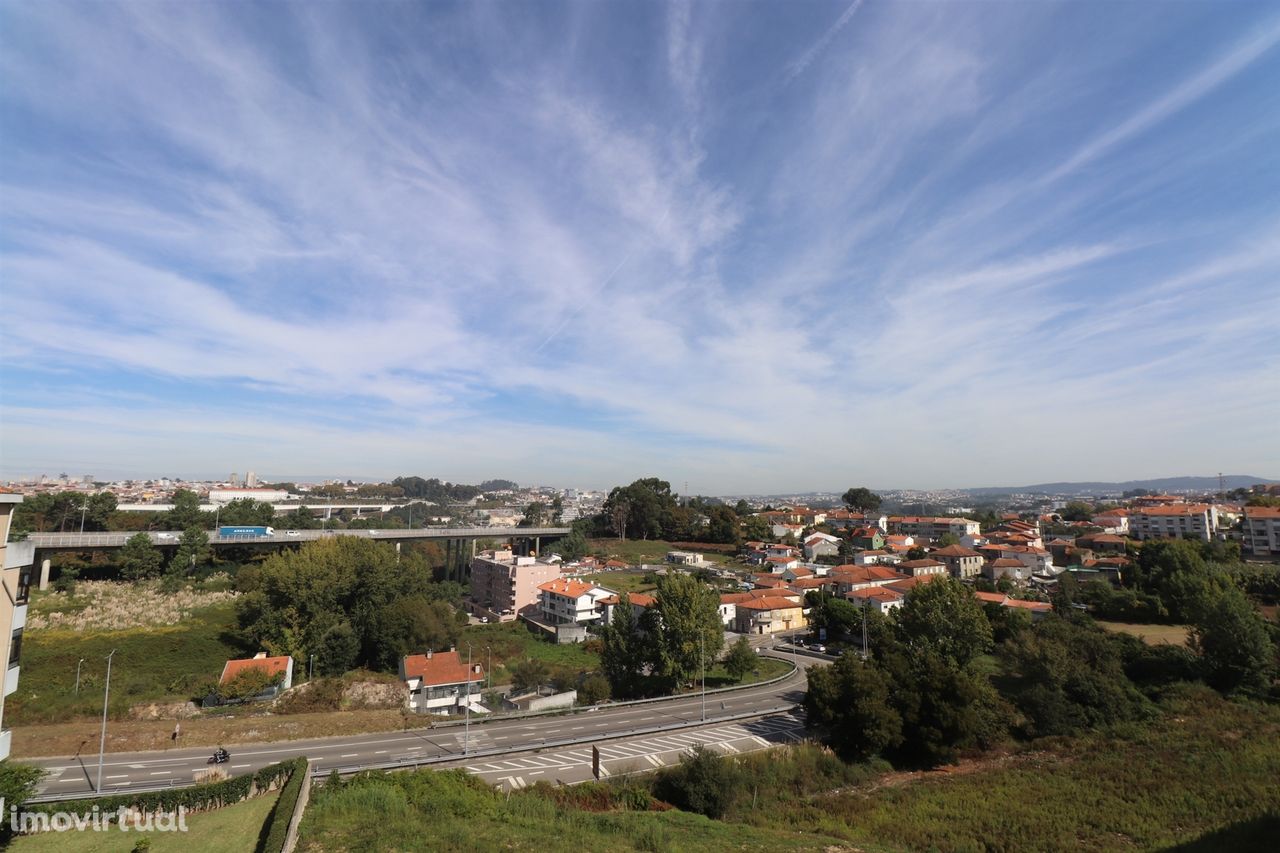 Apartamento T2+1 em Oliveira do Douro