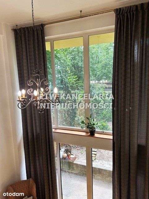 Loftowe mieszkanie w kamienicy z ogródkiem-1