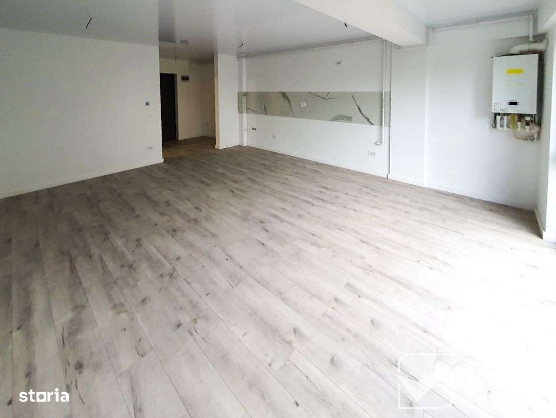 Urgent! Apartament 1 camera + loc parcare, Don Lake View - Imagine principală: 5/10