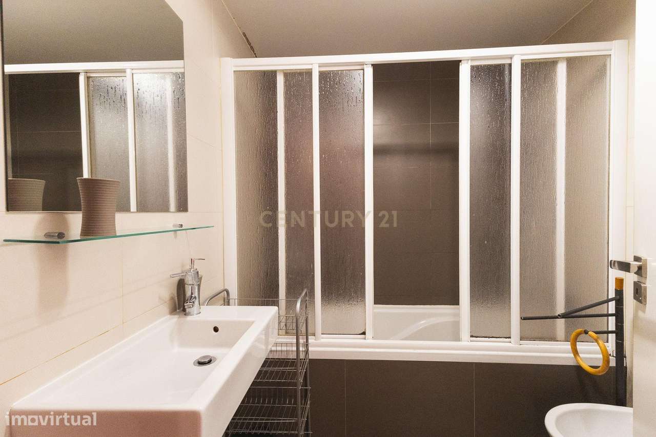 T4 Renovado no Coração da Quebra Costas – Coimbra-28