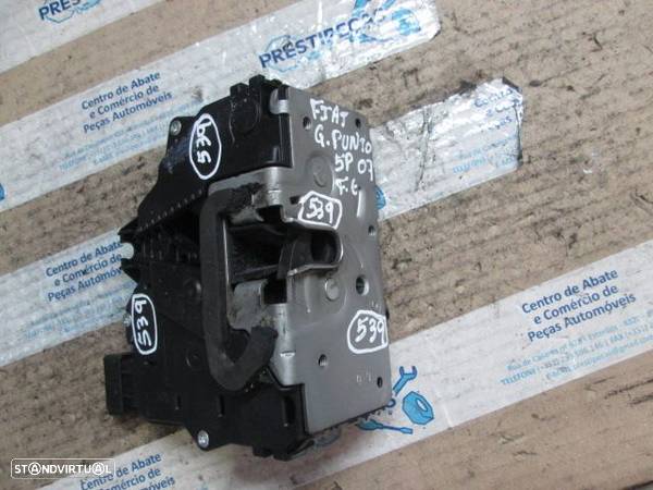 Fecho 51797557 FIAT GRANDE PUNTO 2007 FE ELETRICO - 1