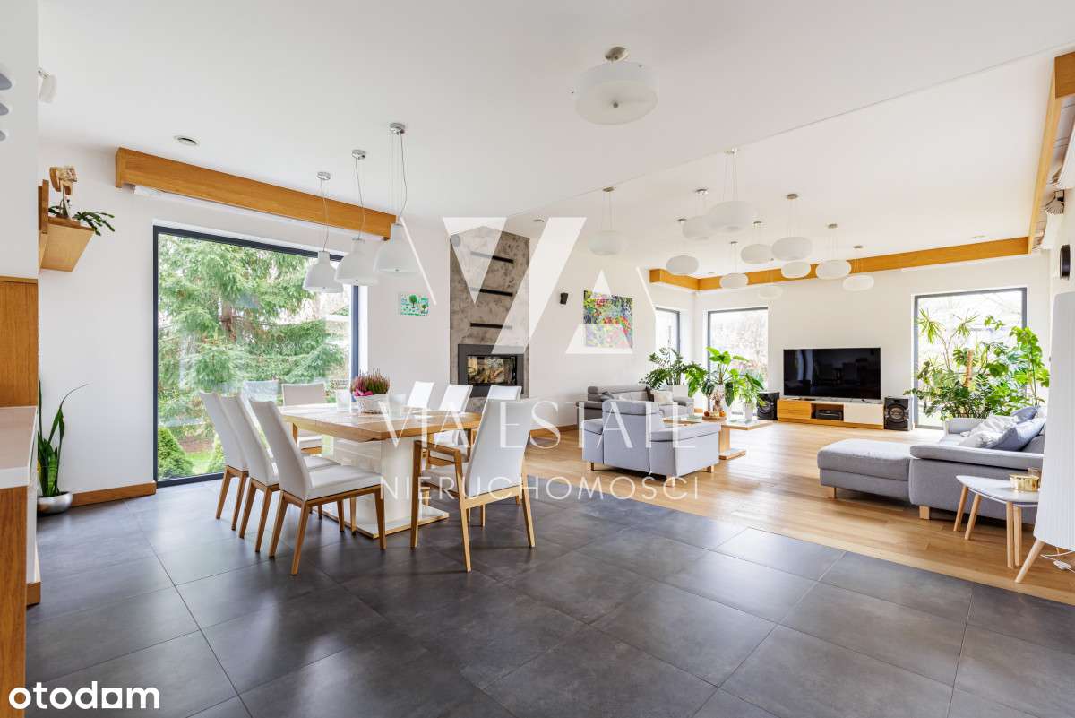 Parterowy nowoczesny dom w Konstancinie I 305m-2