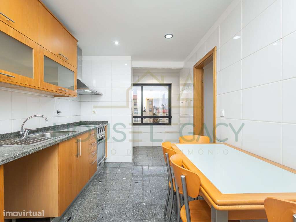 T1 próximo ao Parque Nascente - Grande imagem: 4/40