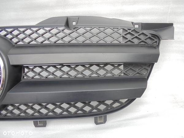 GRILL ATRAPA MERCEDES SPRINTER W906 06-13 SLASK - 2