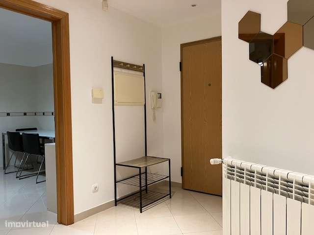 Lisboa Sul Almada Duplex T3 +1, com garagem-9