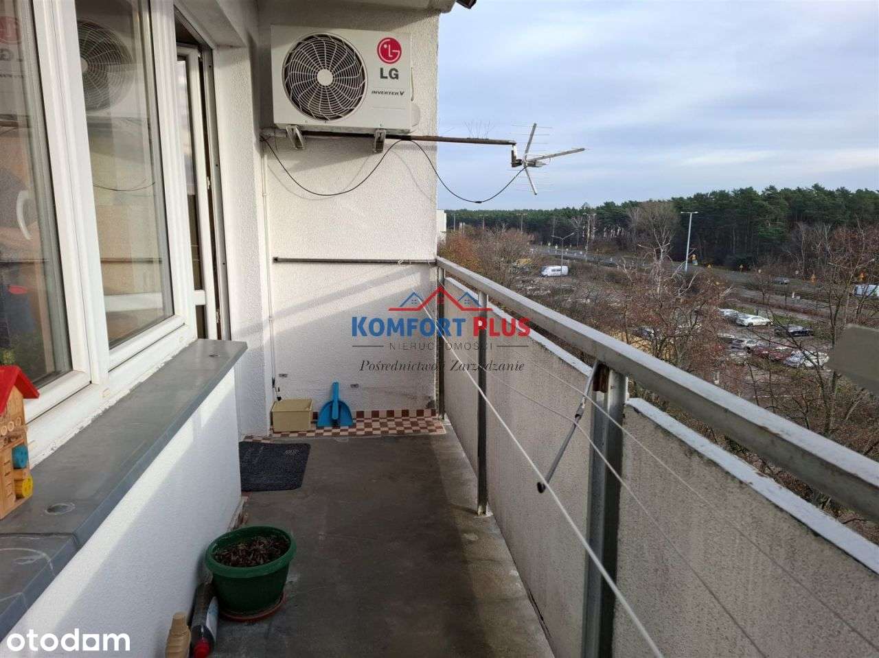 Na Skarpie, 3-pokojowe, 61m, loggia, do remontu - Pełny obrazek: 4/11