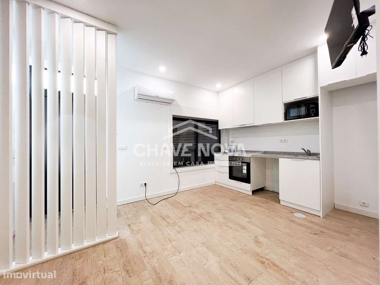 Apartamento T1 (T0 + Mezzanine) Remodelado e Equipado - Centro de Gaia - Grande imagem: 3/24