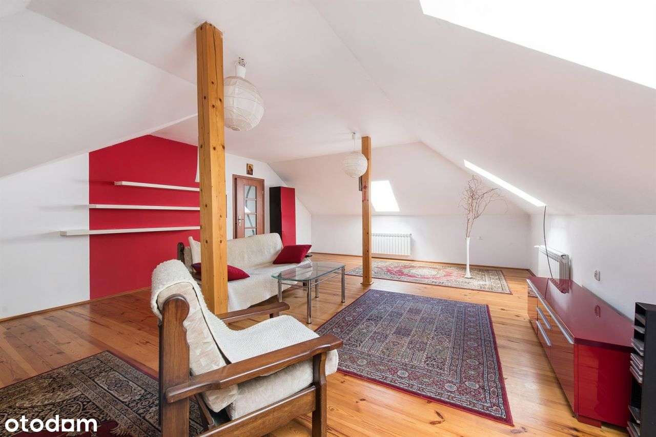 Urokliwy dom przy lesie-8