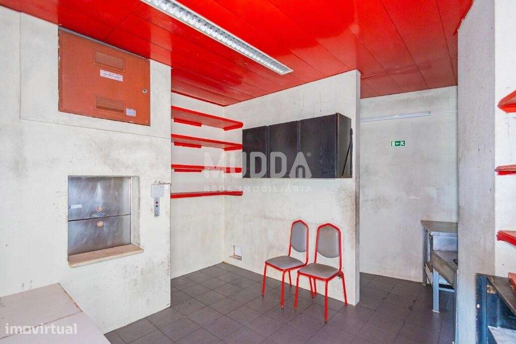 Espaço Comercial Premium com 715 m2 no Centro de Aveiro-34