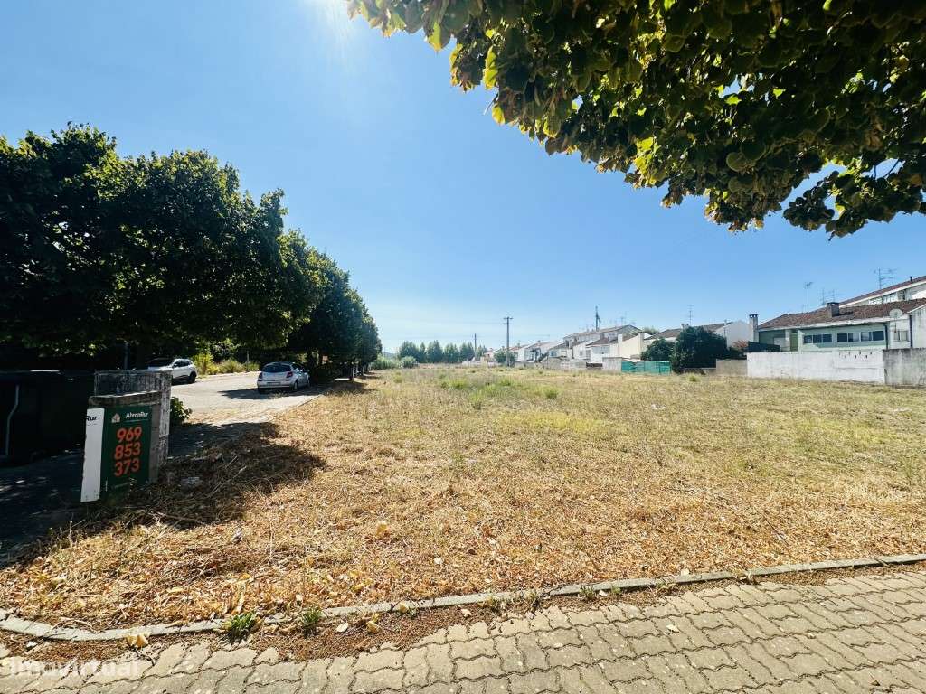 Lote de terreno para construção urbana - Grande imagem: 2/4