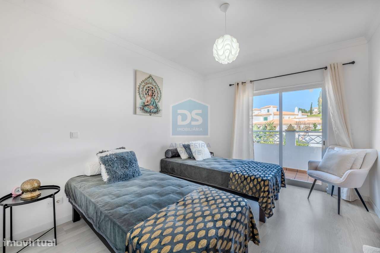 Moradia em Banda T2+2 Venda em Albufeira e Olhos de Água,Albufeira-15