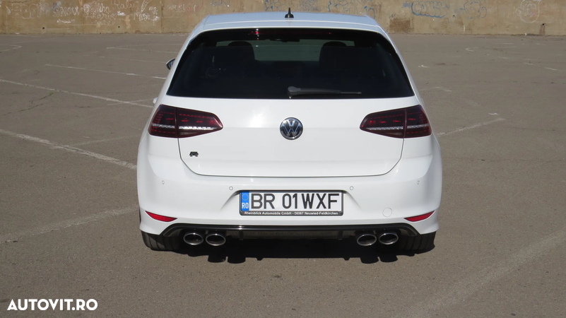 Volkswagen Golf R 4Motion BlueMotion Technology DSG - 6