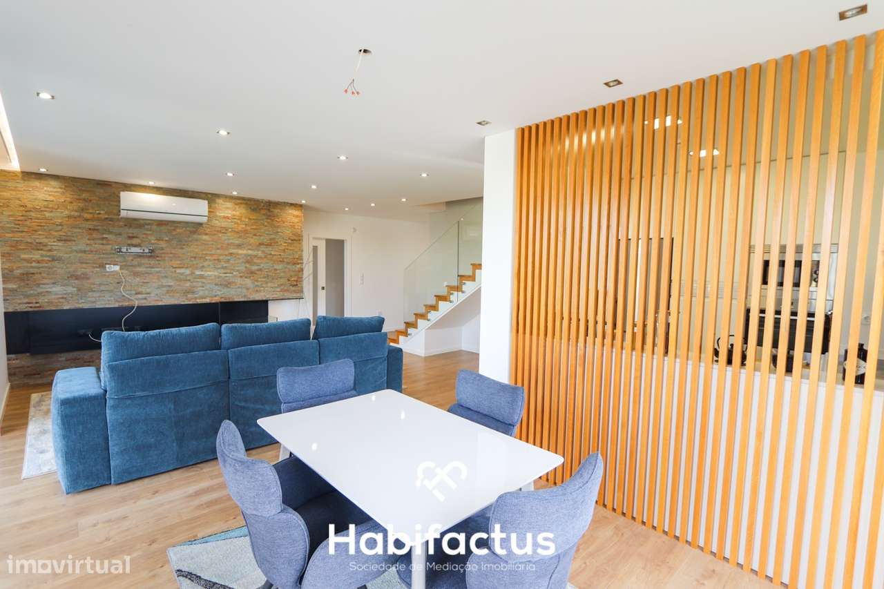 Apartamento T3+2 com Varandas e Terraço em Viseu-5