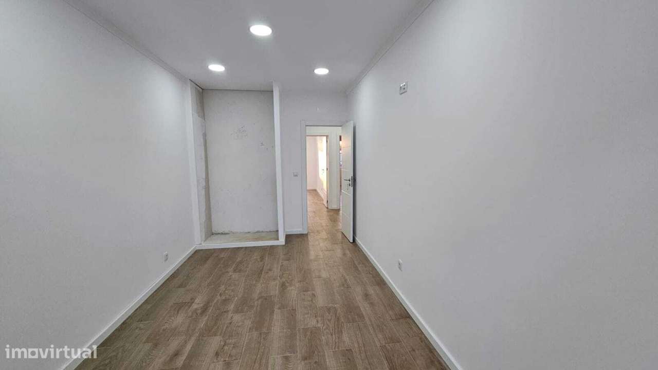 3 Assoalhadas - Novo- Laranjeiro frente ao Alfeite - Grande imagem: 5/14