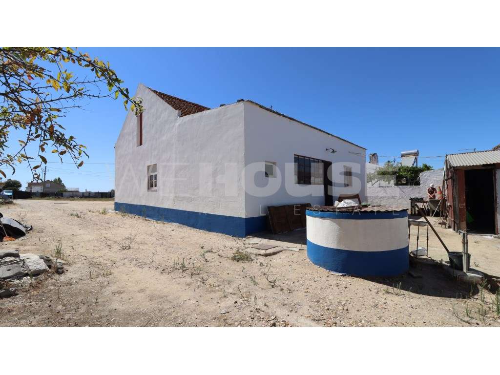 Terreno com Viabilidade de construção próximo de Alcochete - Grande imagem: 2/27