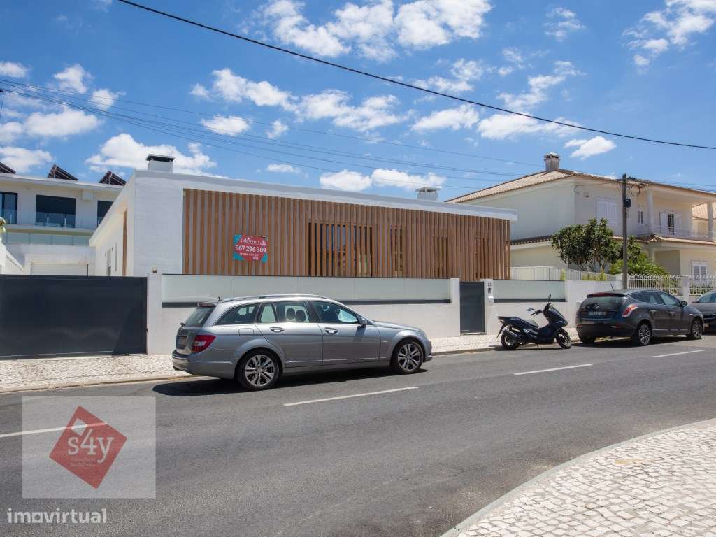 Moradia em Belverde - Piscina e Garagem!-52