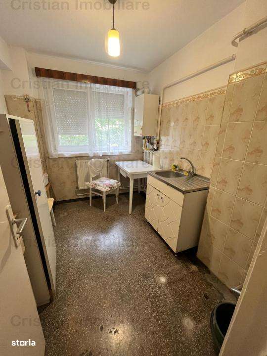 PRET BOMBA  3 cam 65mp Calea Galati  Confort 1 Etaj 3 - Imagine principală: 5/9