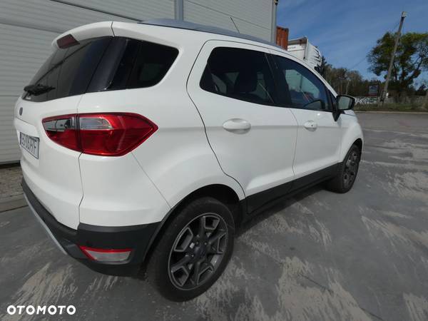 Ford EcoSport - 3