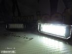 Suporte De Lampada De Matricula Com Led Branco Seat Altea, Altea XL, Exeo, Exeo ST, Ibiza 6J, Leon 1P, Bentley Continental Flying, GT, GT speed, GTC speed, Porsche Carrera GT, 911 Carrera 996, 997, GT2, GT3, 987, Cayene 9PA, Cayman 987C, Boxster, Audi TT,  VW Polo 6N2, 9N,9N3, Beetle, Passat B6, B7, EOS, Golf 4, 5, 6, 7, Lupo, Passat 3C, CC - 26